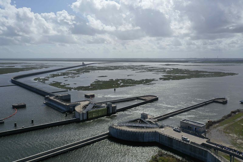 Tour 1 - Surge Barrier Photo.jpg